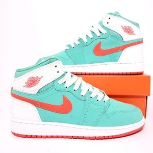 Jordan 1 High GS Verde 5.5y\7 Women